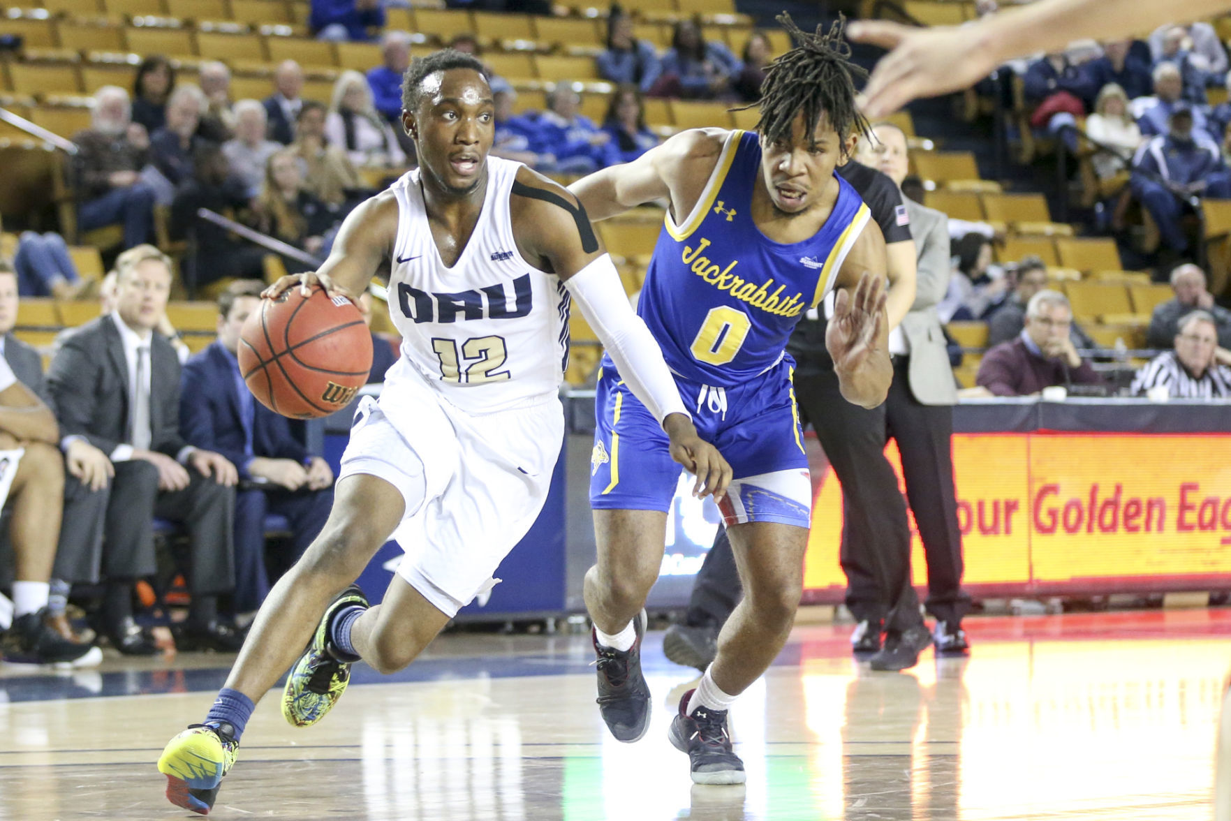 Oral Roberts Golden Eagles vs South Dakota State Jackrabbits